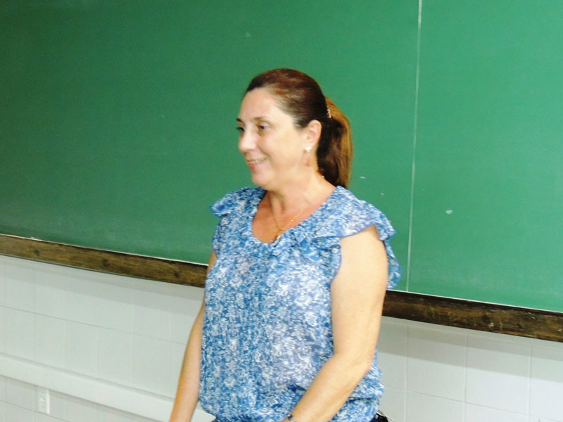 Professora Silvia, Mini-curso: Conhecendo a Redação Oficial